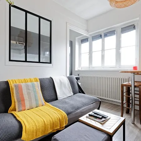 La Trouv Apartment